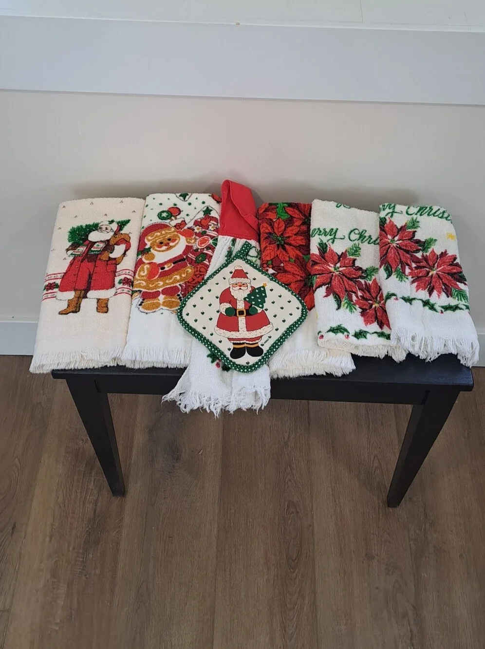 Vtg. 90s Grannycore Butter Mom Gottagecore Christmas Kitchen Linen Bundle 7 Pc.